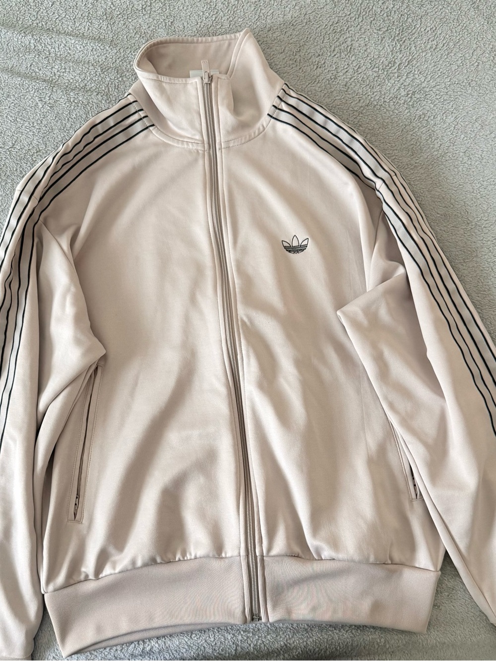 Adidas Originals Women’s Oversized Trefoil Track Jacket Cream/Black Size M